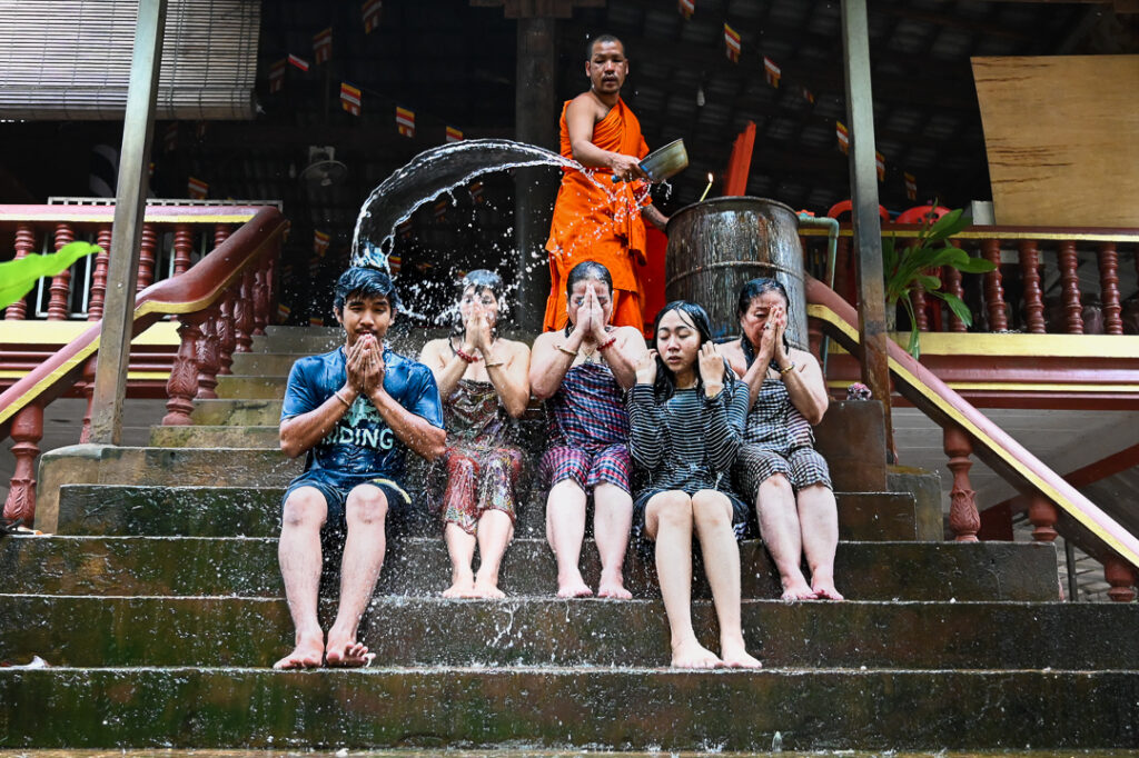 Water blessing by Cheng Loh